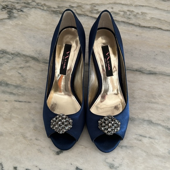 Nina satin peep toe pumps with crystal embellishment. - Picture 4 of 7